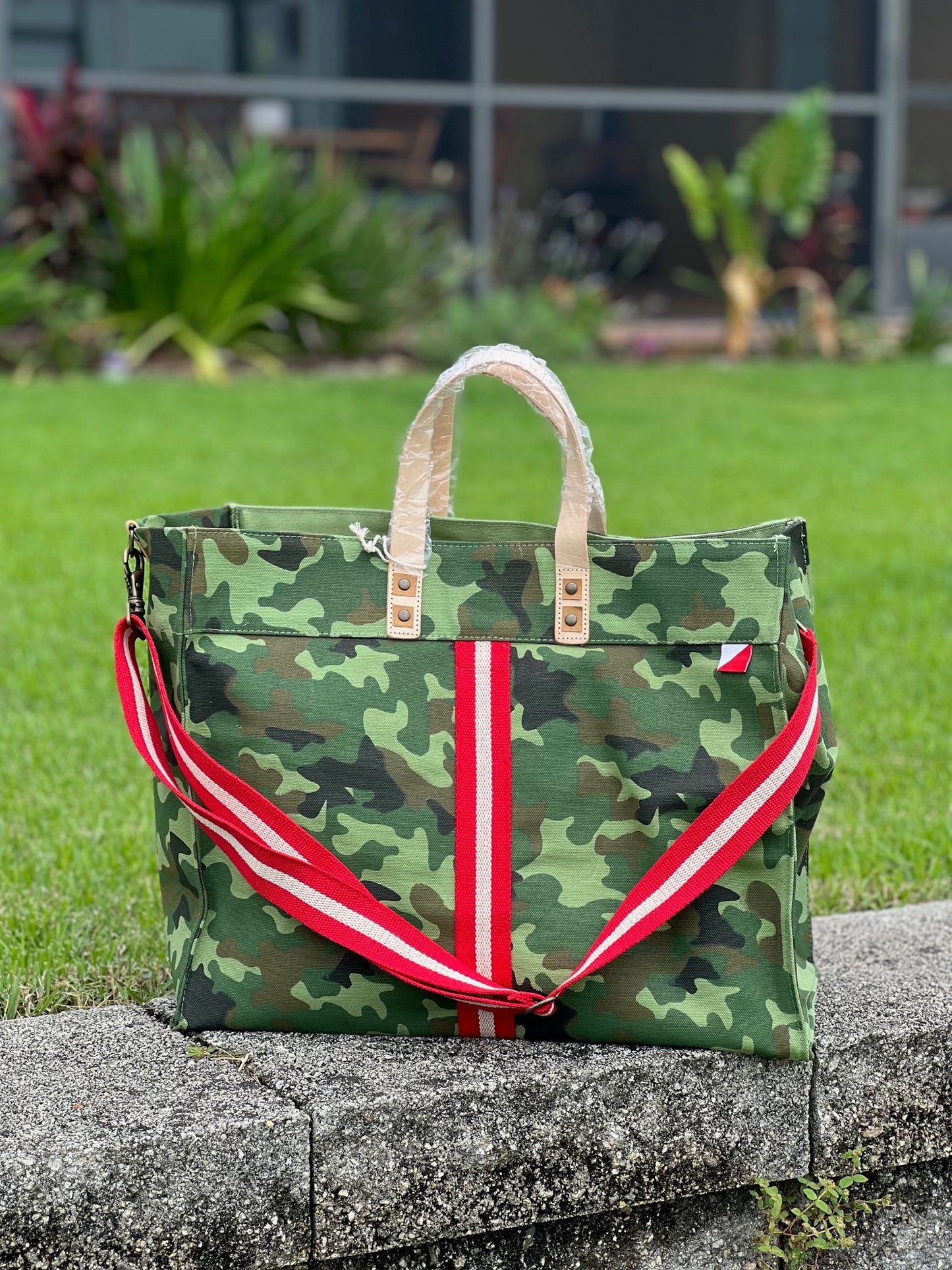Canvas Box Tote with Strap